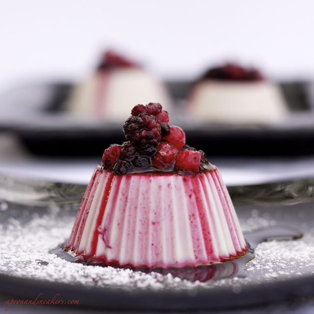 Almond Milk Panna Cotta ILoveCooking